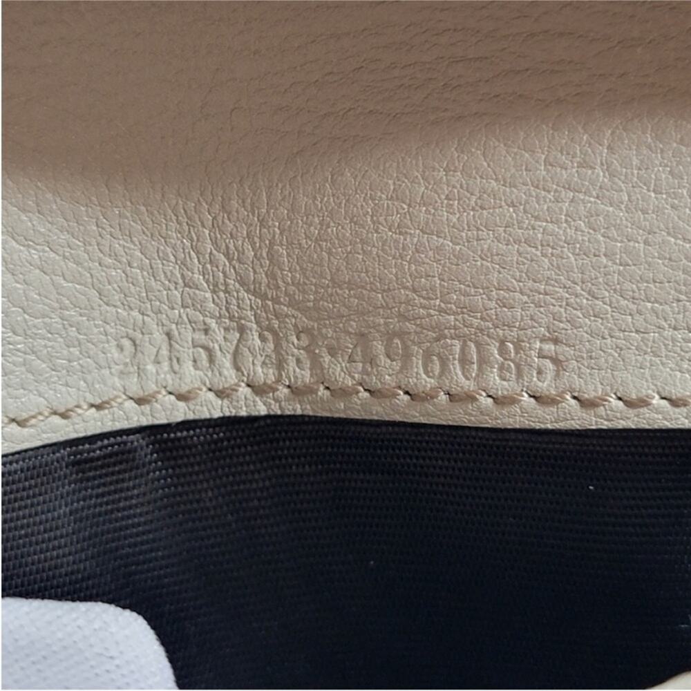 GUCCI Ssima Lovely Heart GG Logo Leather Long Wallet - Picture 3 of 11